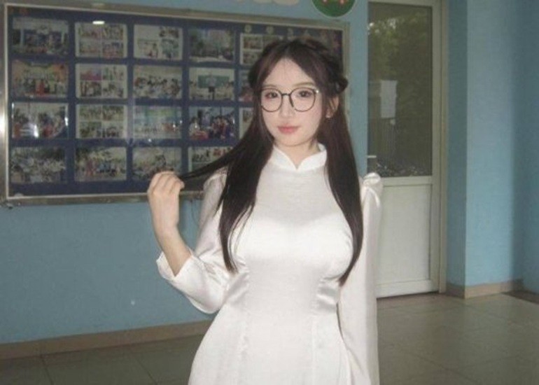 Bí Mật Phòng Kín Của Nữ Sinh Xinh Đẹp Và Bạn Trai Gây Bão Mạng Xã Hội