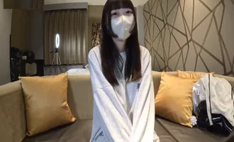 Em cháu mà , đủ 18 thì đi đóng sex cho mấy anh húp đúng rồi