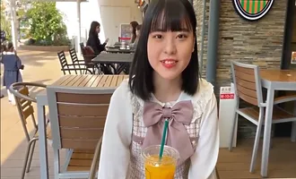 Em gái xinh lần đầu đóng sex some 3 với các anh cu to