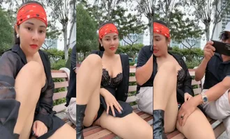 Hà My gần mực thì đen , gần công viên thì public