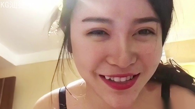 Học Sinh Cũ Dẫn Cô Giáo Cấp 3 Đi Ăn Rồi Sex Với Nhau