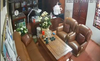 Nghe nói clip thầy Hiệu Trưởng của Nam Định đang hot hít